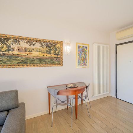 Balbi8 Appartement Parma Buitenkant foto