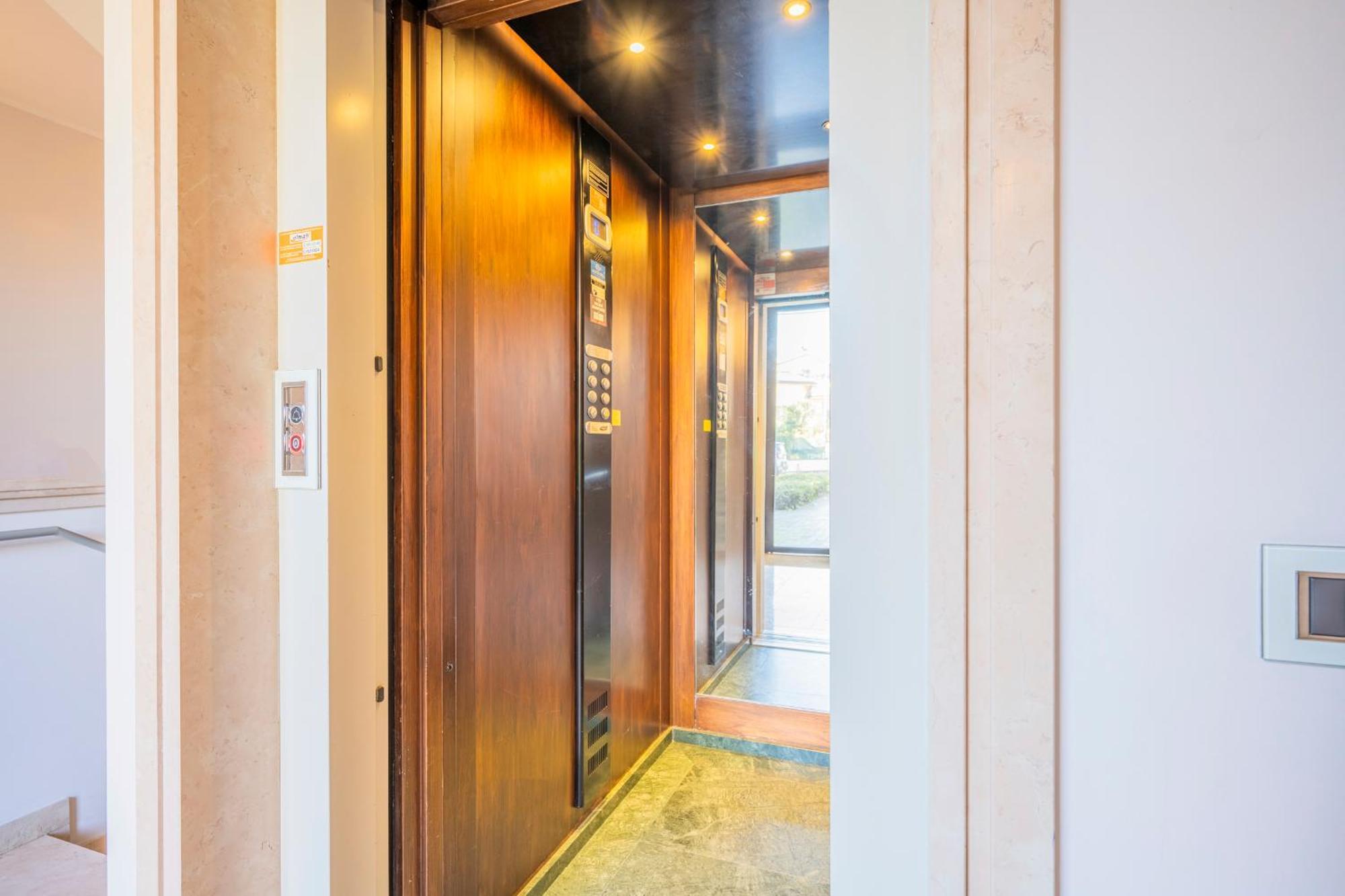 Balbi8 Appartement Parma Buitenkant foto